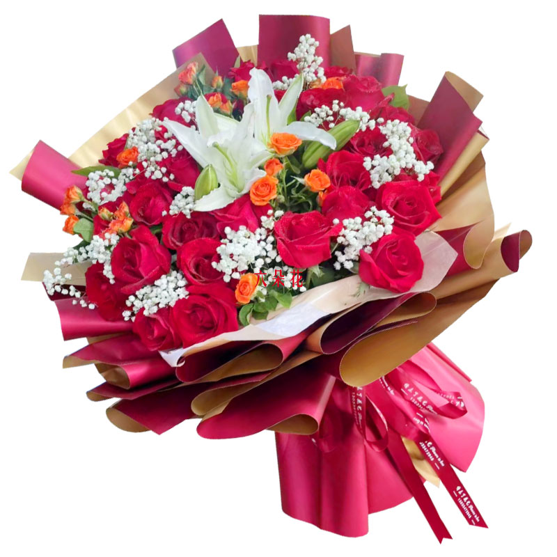 33朵红玫瑰百合，爱如同花般绽放