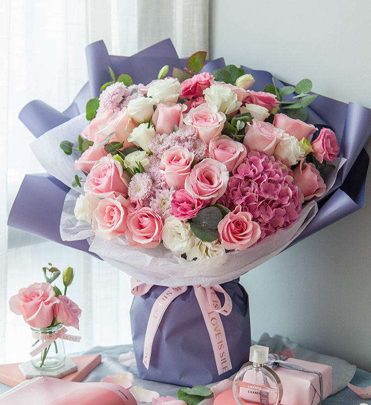 鹤壁生日送花给闺蜜小姐妹，什么花既有颜值又有内涵呢？